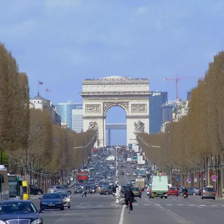 Superb In Trocadero * Parigi